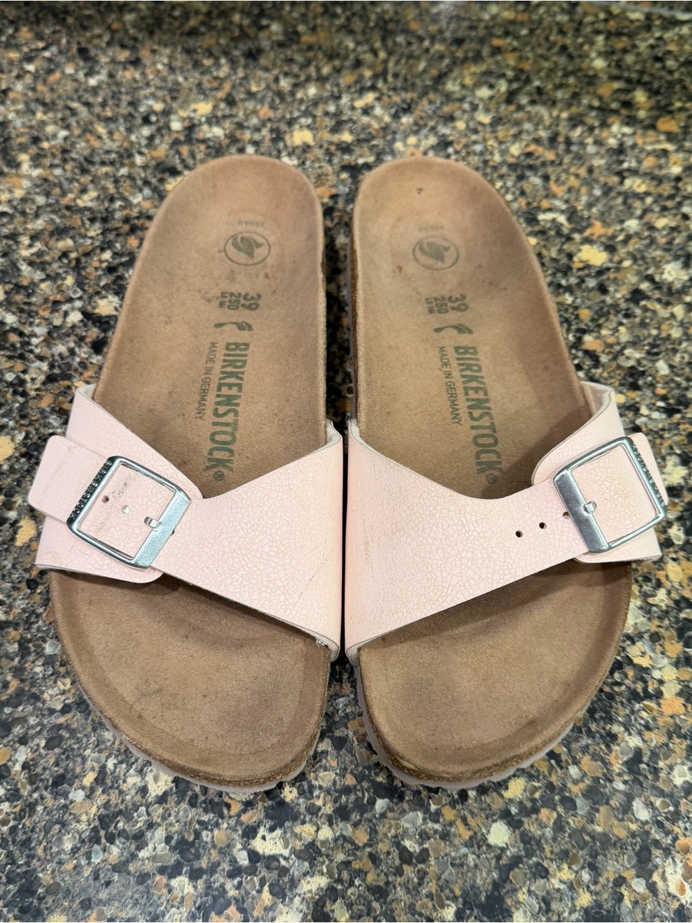 Birkenstock Single Strap  Sandals Light Pink Silver Buckles size 39, vegan